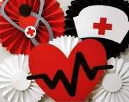 Как студенты-медики «препарируют» науку с помощью поролона и ватных палочек
